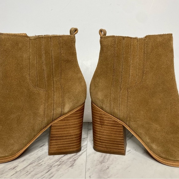 Marc Fisher Oshay Tan / Light Brown Suede Bootie 9M - Picture 8 of 14